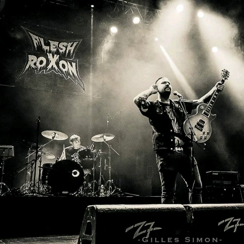 Flesh Roxon on Stage